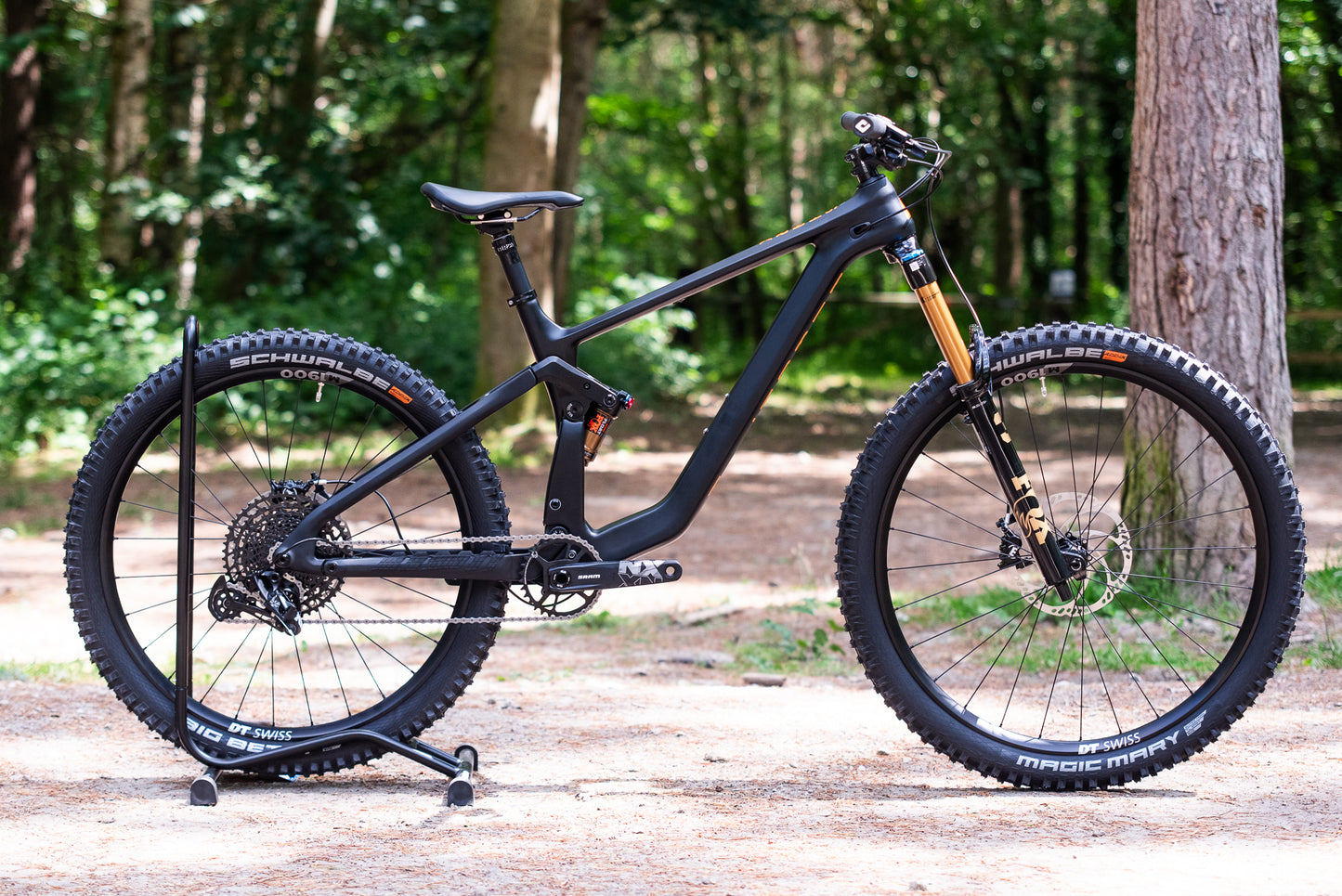 Blacktip Full Suspension Enduro MTB